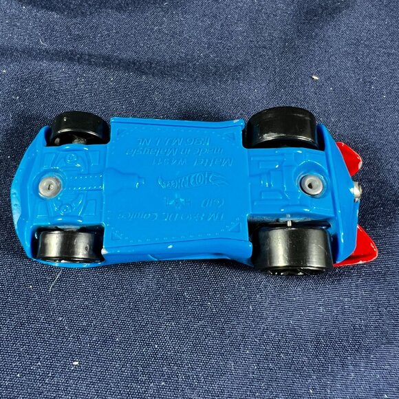 Superman Hot Wheels Die-Cast Toy Car Blue & Red Mattel 2012 Collectible Kids & A - Picture 5 of 5